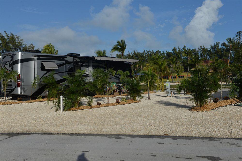Fiesta Key Rv Resort Premium Room 1 Layton Eksteriør bilde