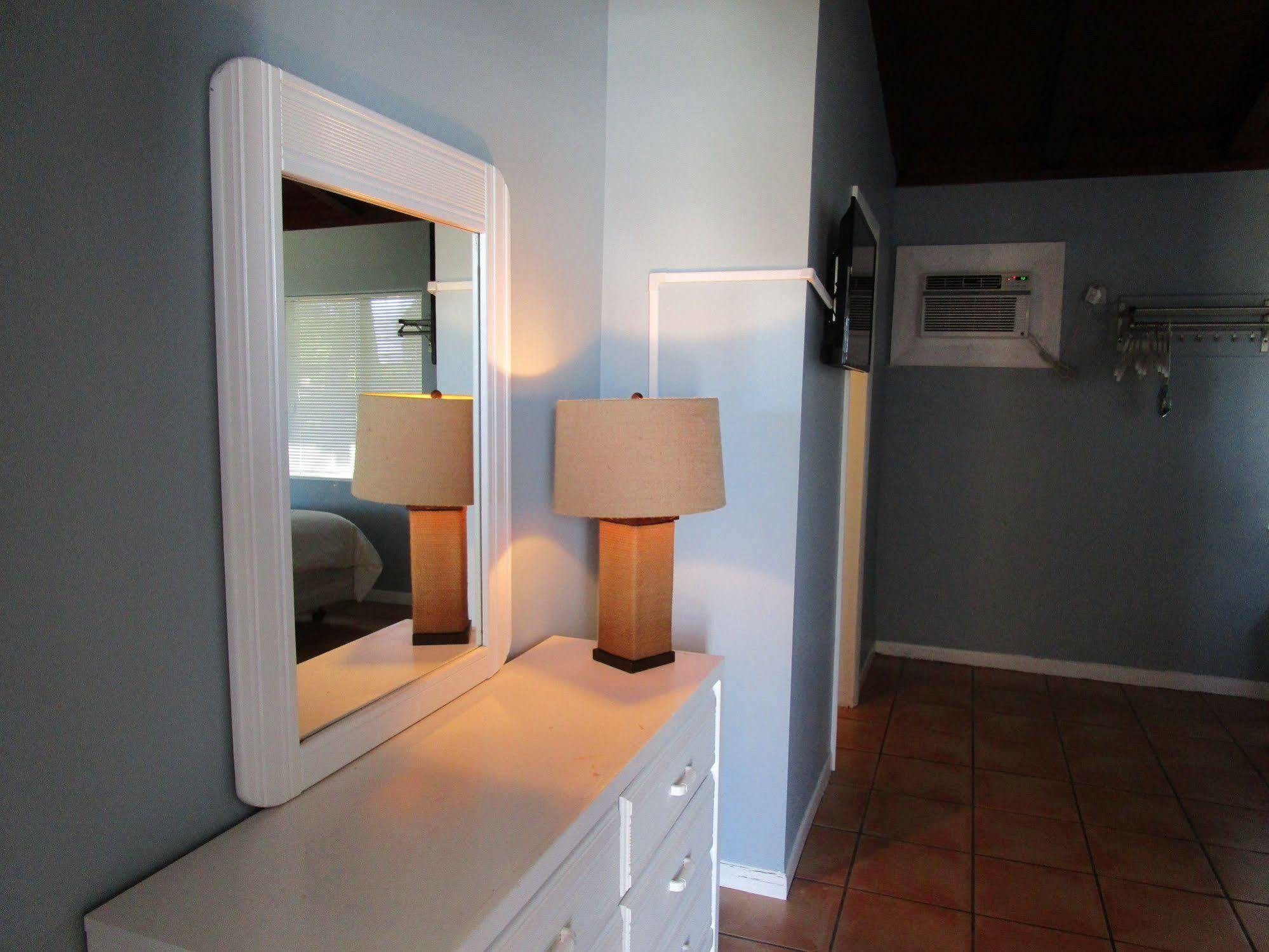 Fiesta Key Rv Resort Premium Room 1 Layton Eksteriør bilde